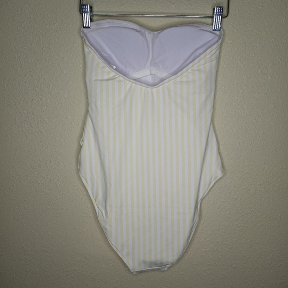 WeWoreWhat Bandeau Tie-Front One-Piece Swimsuit Size Large - Picture 3 of 5